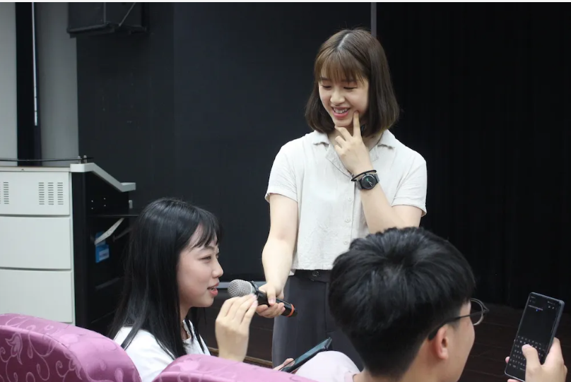 A娜建議找工作時，盡量選擇有讓你尊敬的主管或同事的工作場域