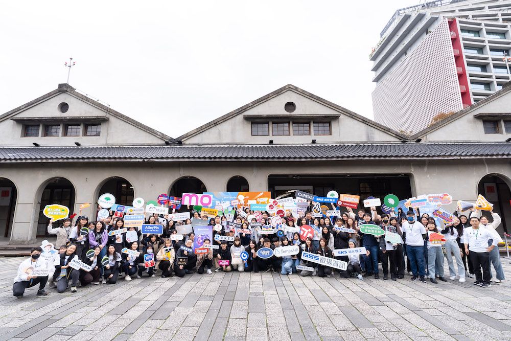 Yourator 數位職涯博覽會暨AI 人才高峰會許多知名企業來現場擺攤,Yourator 數位人才媒合平台 攝