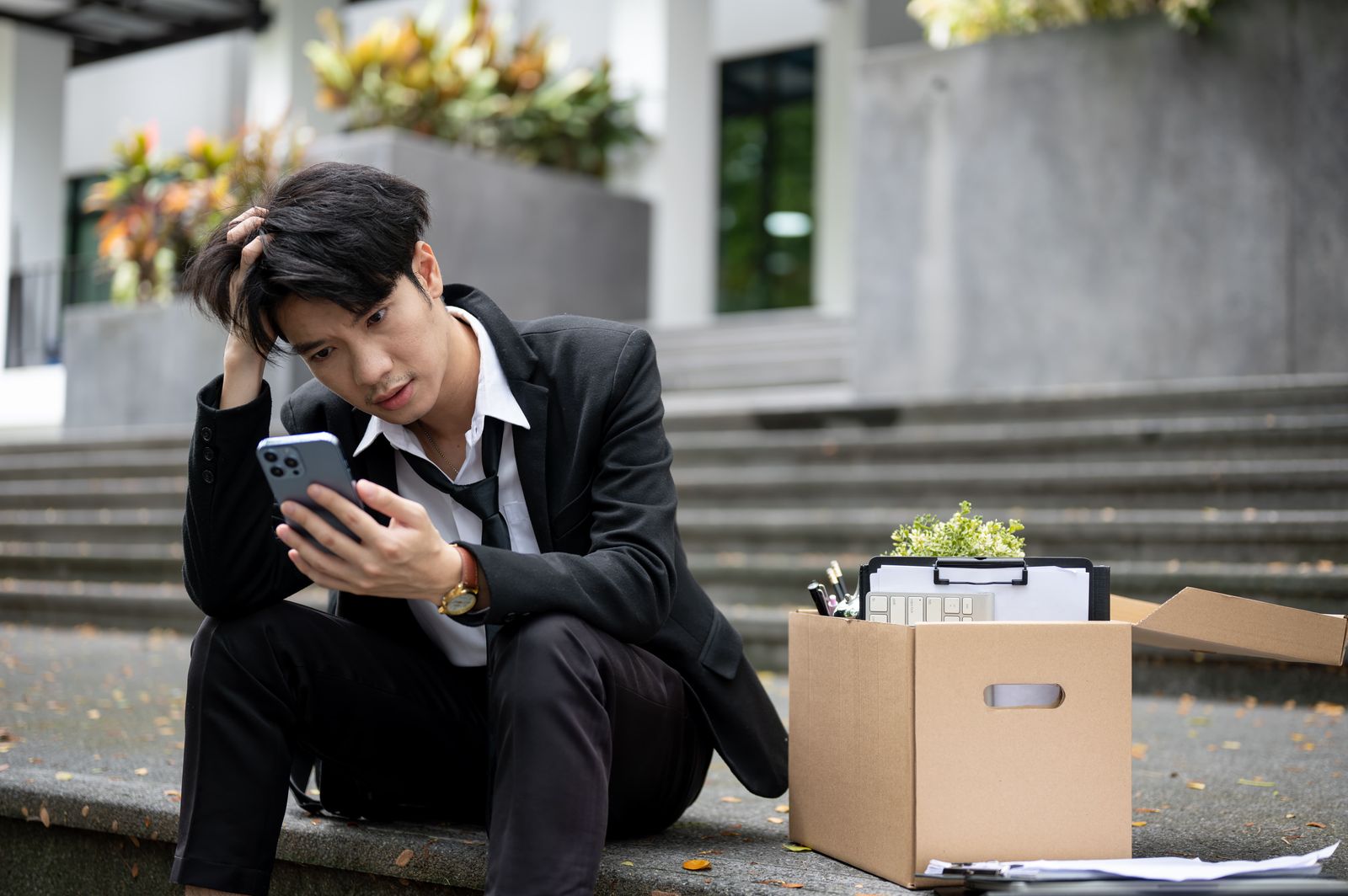 【2025最新】失業補助懶人包!失業給付申請教學、給付金額、申請資格