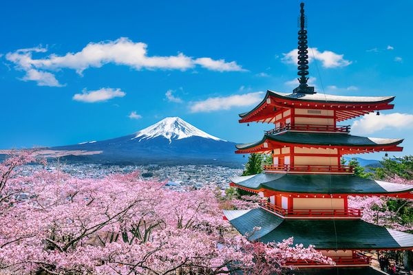 【2025日本打工度假】:申請步驟、工作選擇、城市、氣候、生活花費、租房問題、常見問題